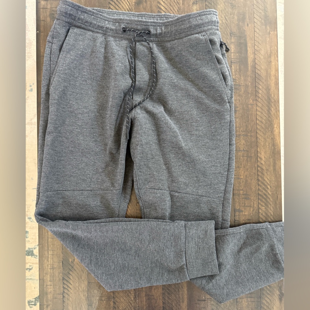 American Eagle Outfitters Men's Dark Gray Lightweight Sweatpants